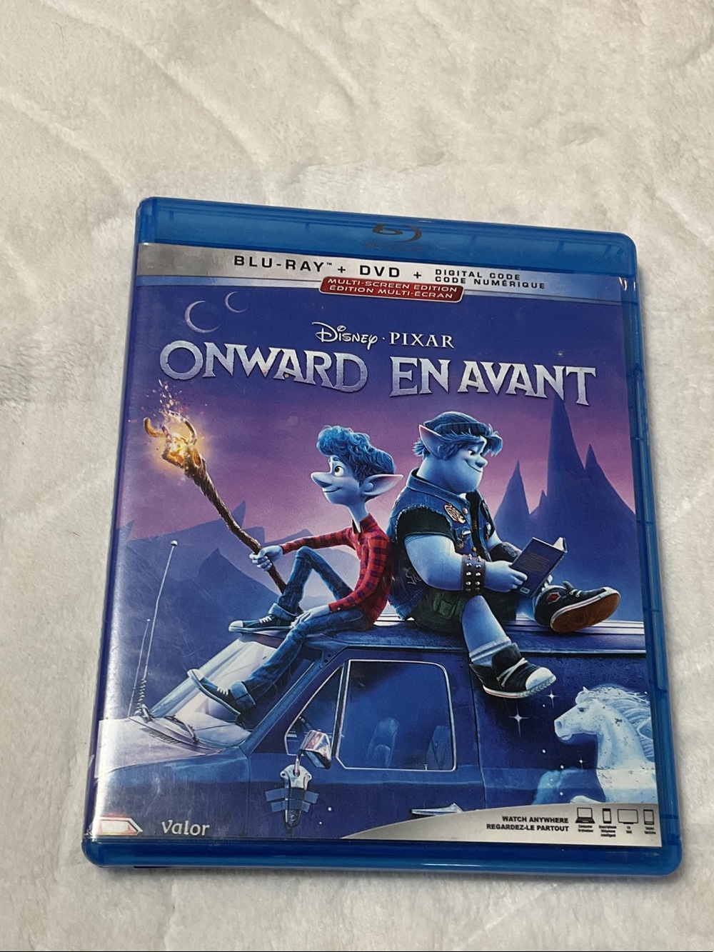 Disney•Pixar Onward Blu‑ray DVD - Blue Cover